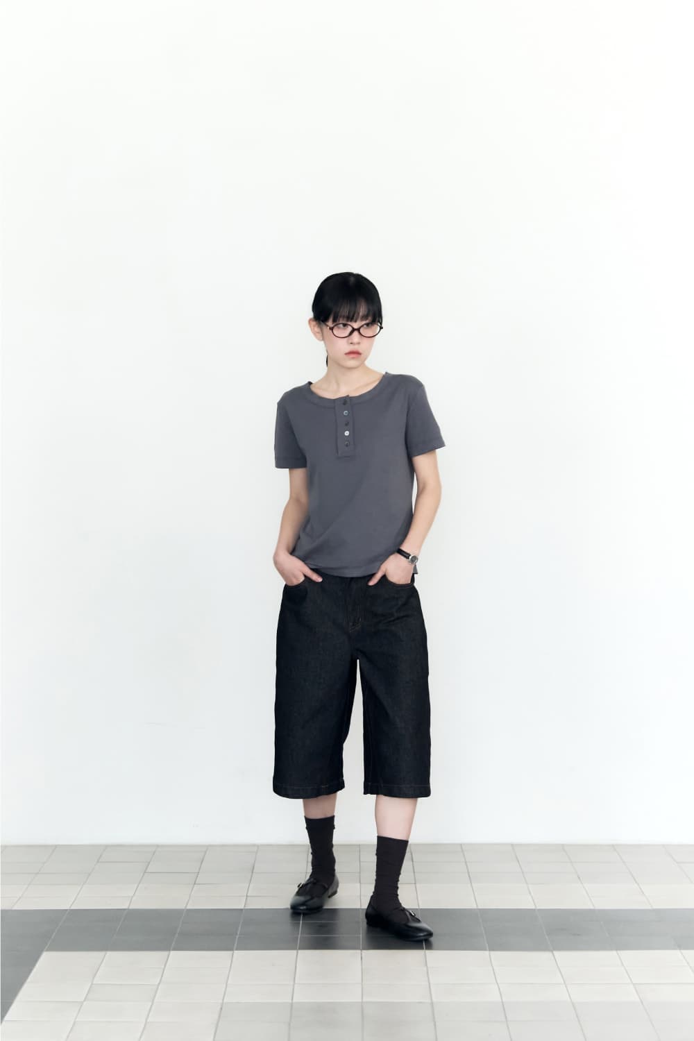 5 Button Henry Neck (Charcoal) — vue 15