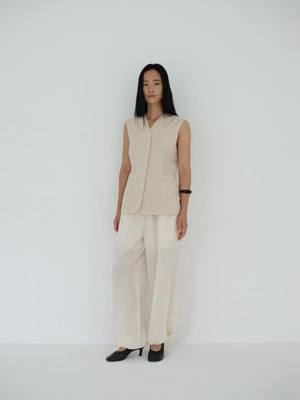 Tailored Vest (Light Beige) — vue 1