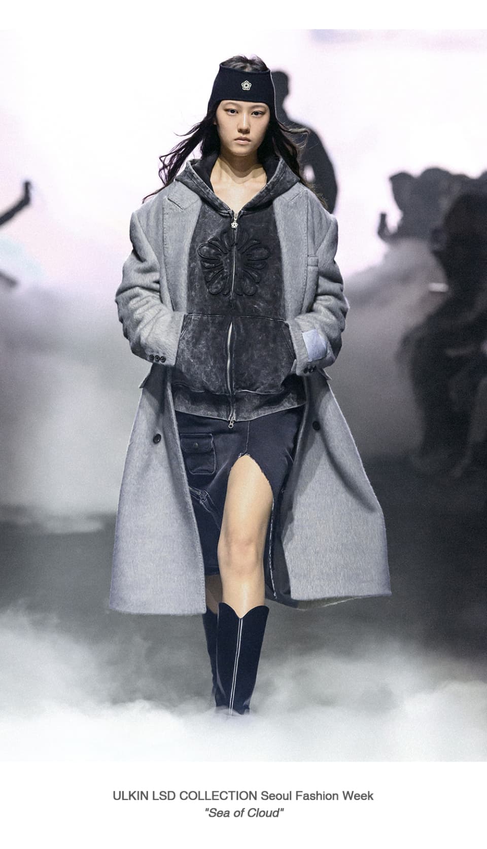 [Runway] MUGUNG Applique Washed Hoodie (Charcoal) — vue 4