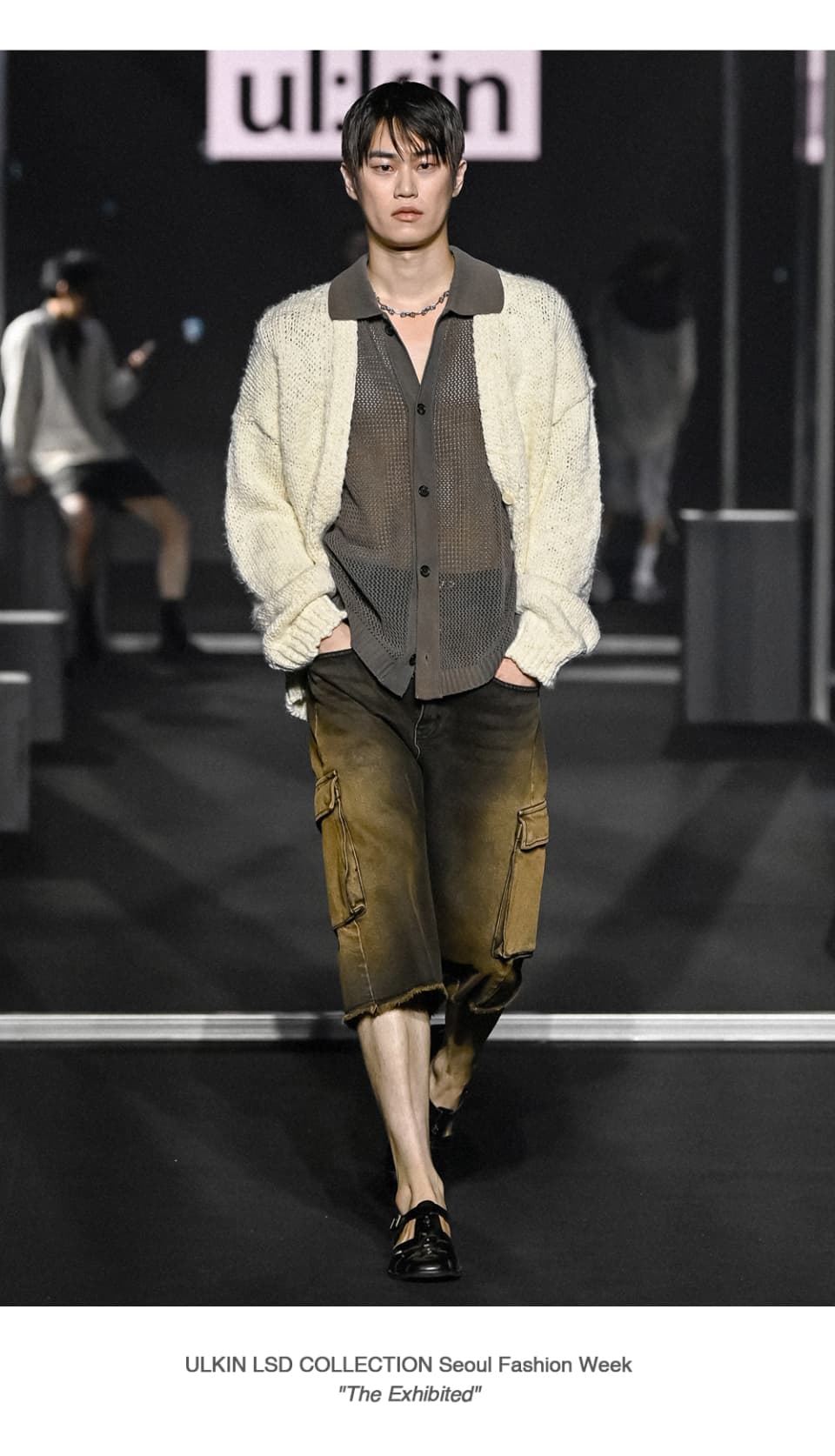 [Runway] Batch No.2 Traditional-Dyed Persimmon & Ink Crochet Half Shirt (Brown) — vue 3