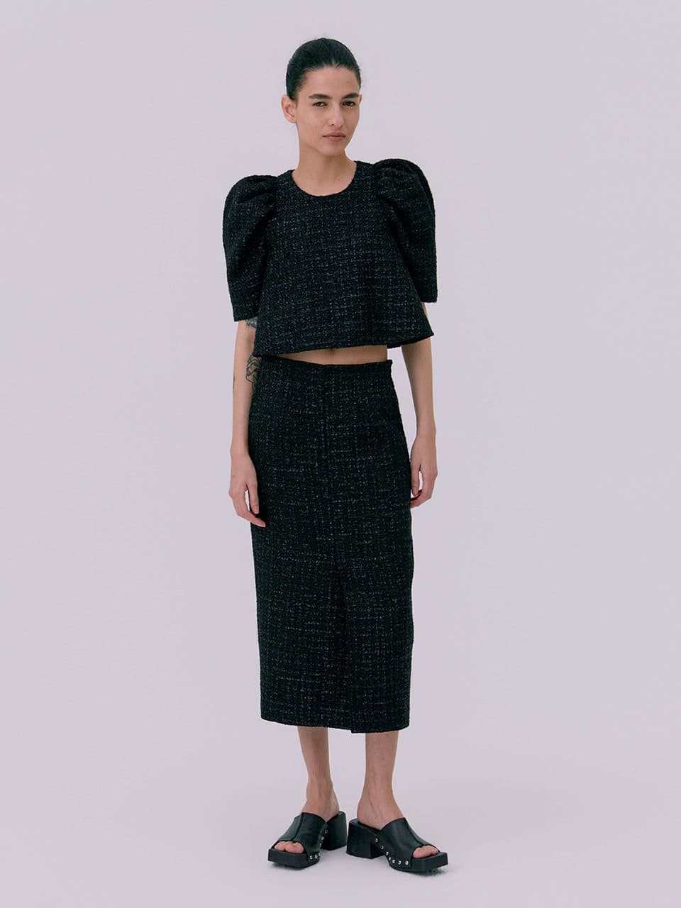 26 Tweed Puff Top — Black