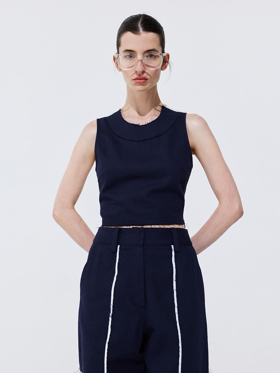 Color-Block Sleeveless Crop Top — Navy
