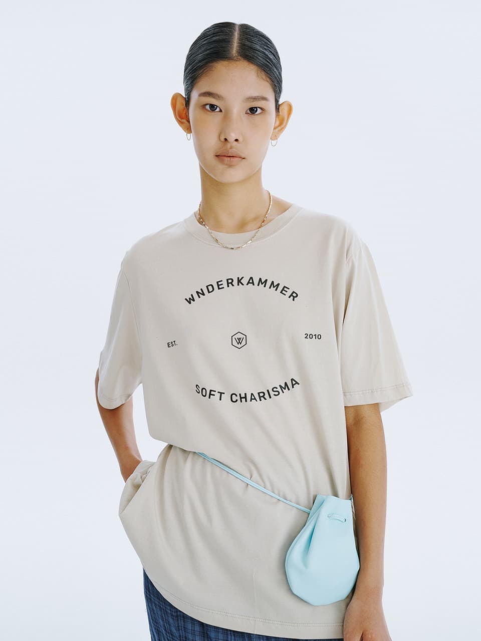 WNDERKAMMER Graphic T — Light Khaki