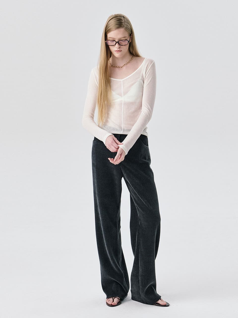 U neck Sheer T — Cream