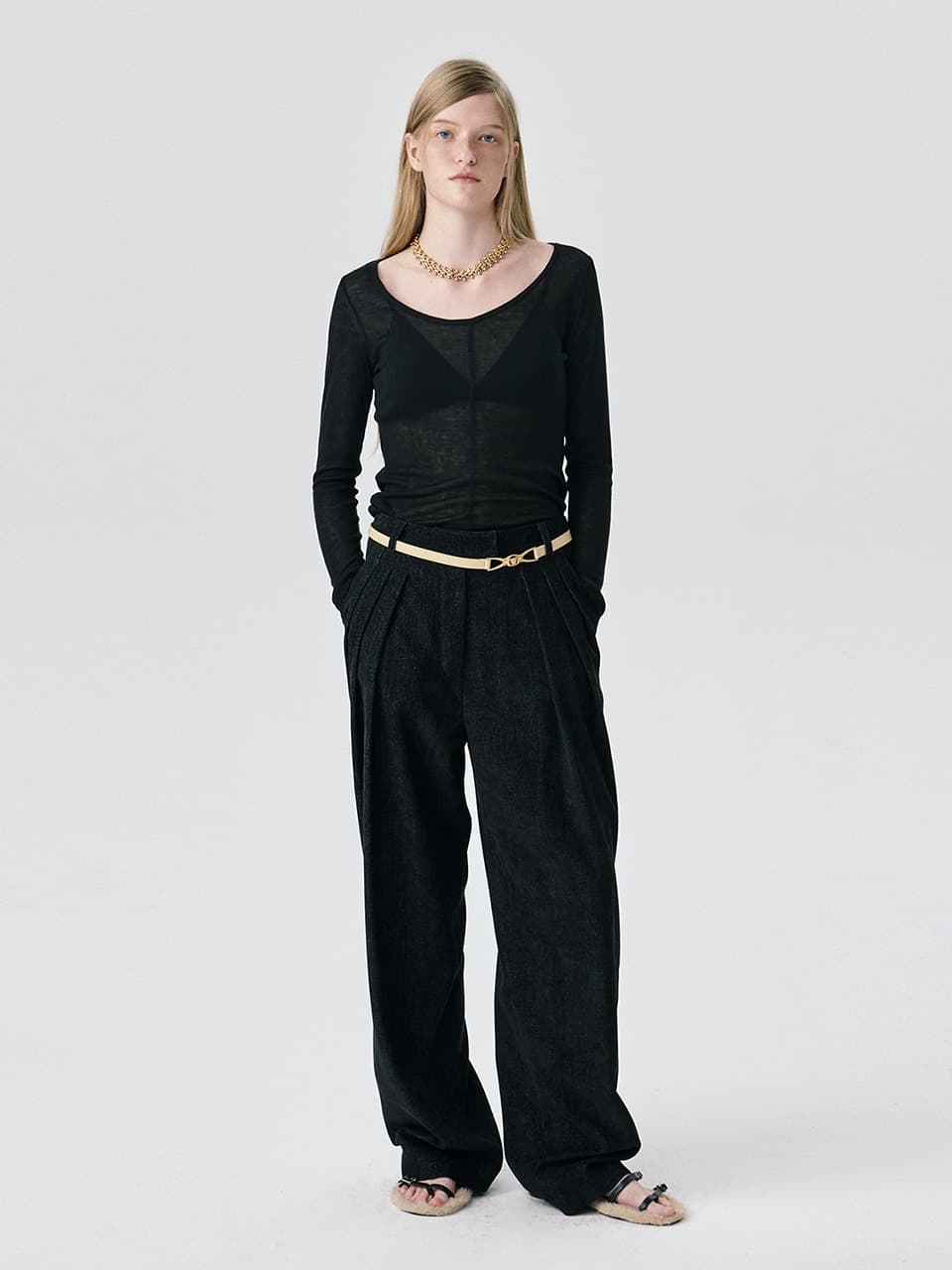 Steady Wide Tuck Pants — Black