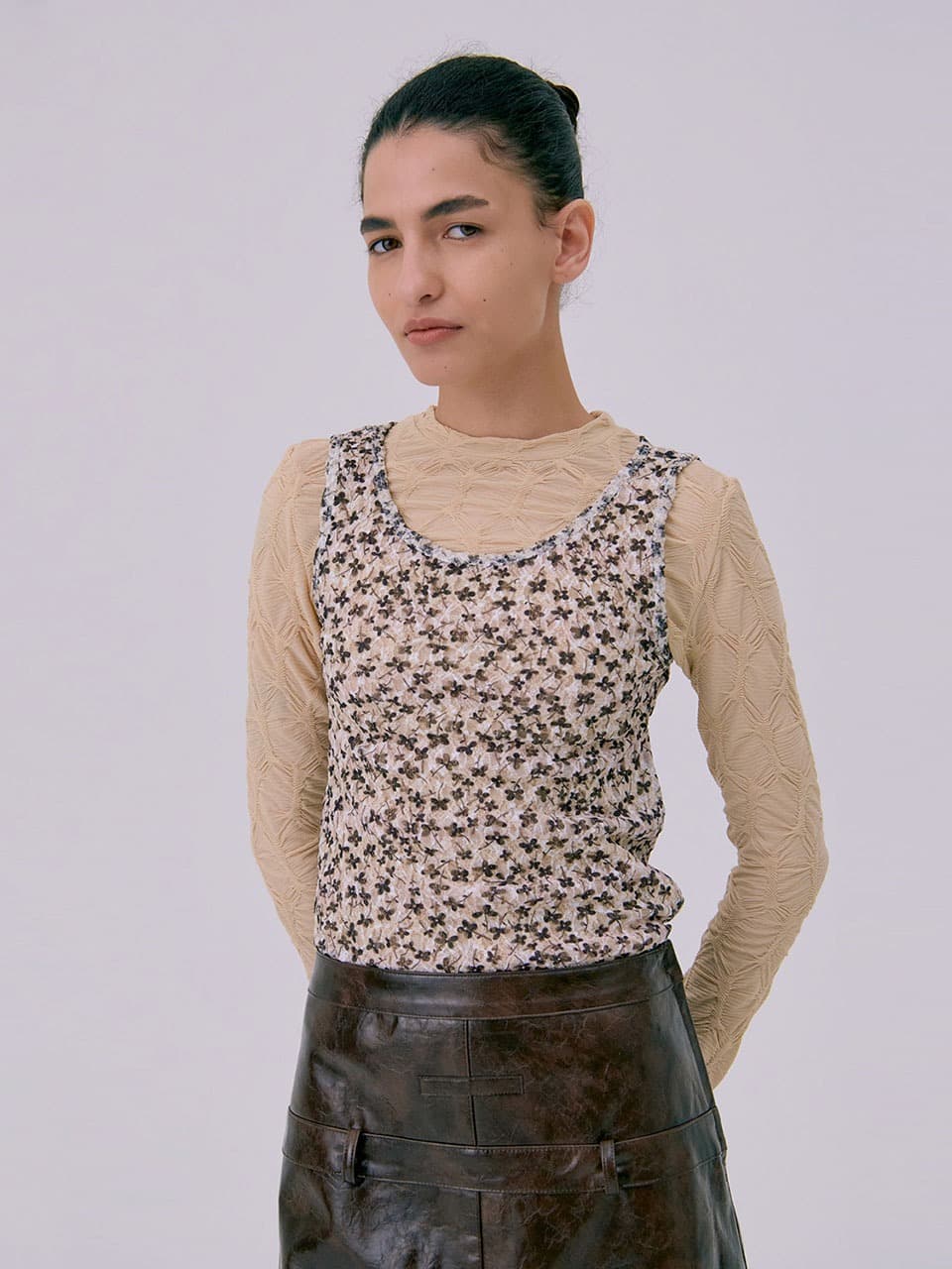 Floral Sleeveless — Beige