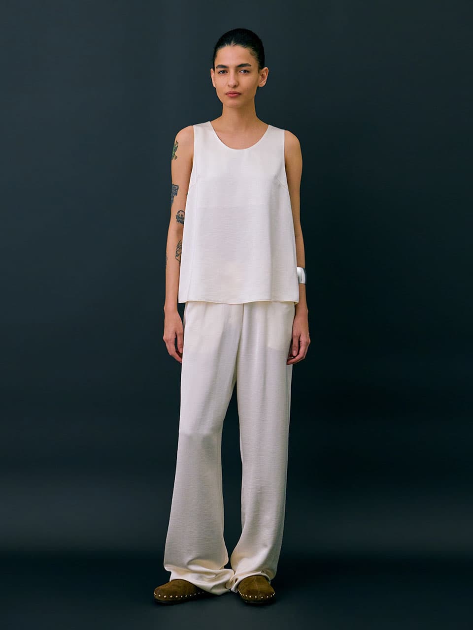 Back Yoke Straight Pants — Cream — vue 8