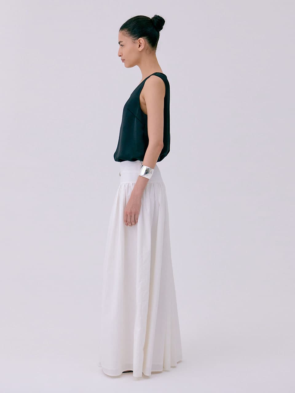 Shirring Maxi Skirt — White — vue 5