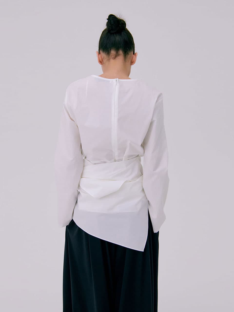 Drape Blouse — White — vue 7