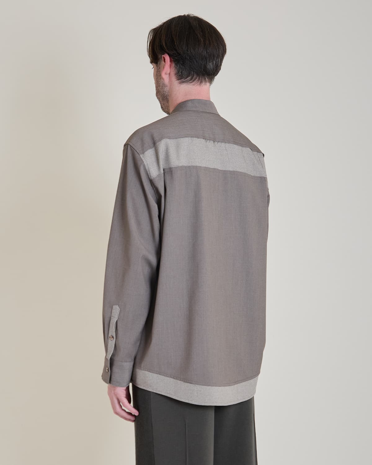 Wing-Tip Collar Shirt (brown) — vue 3