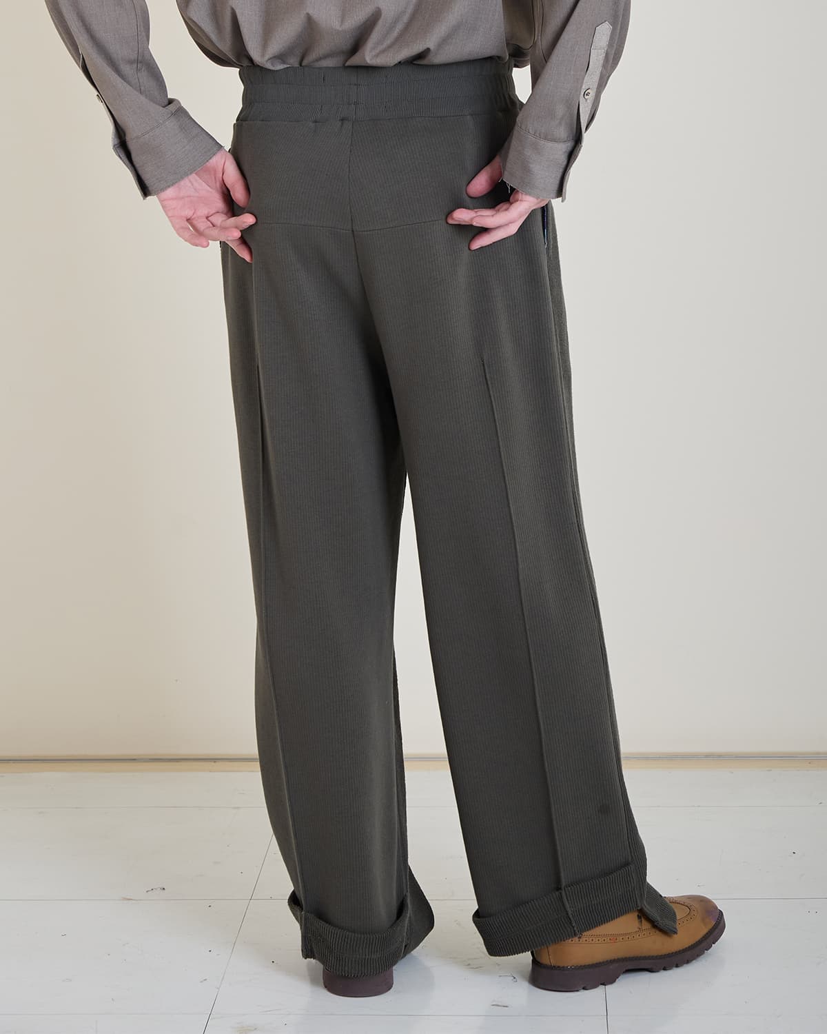 Is This Coduroy? Loungepants (khaki) — vue 6
