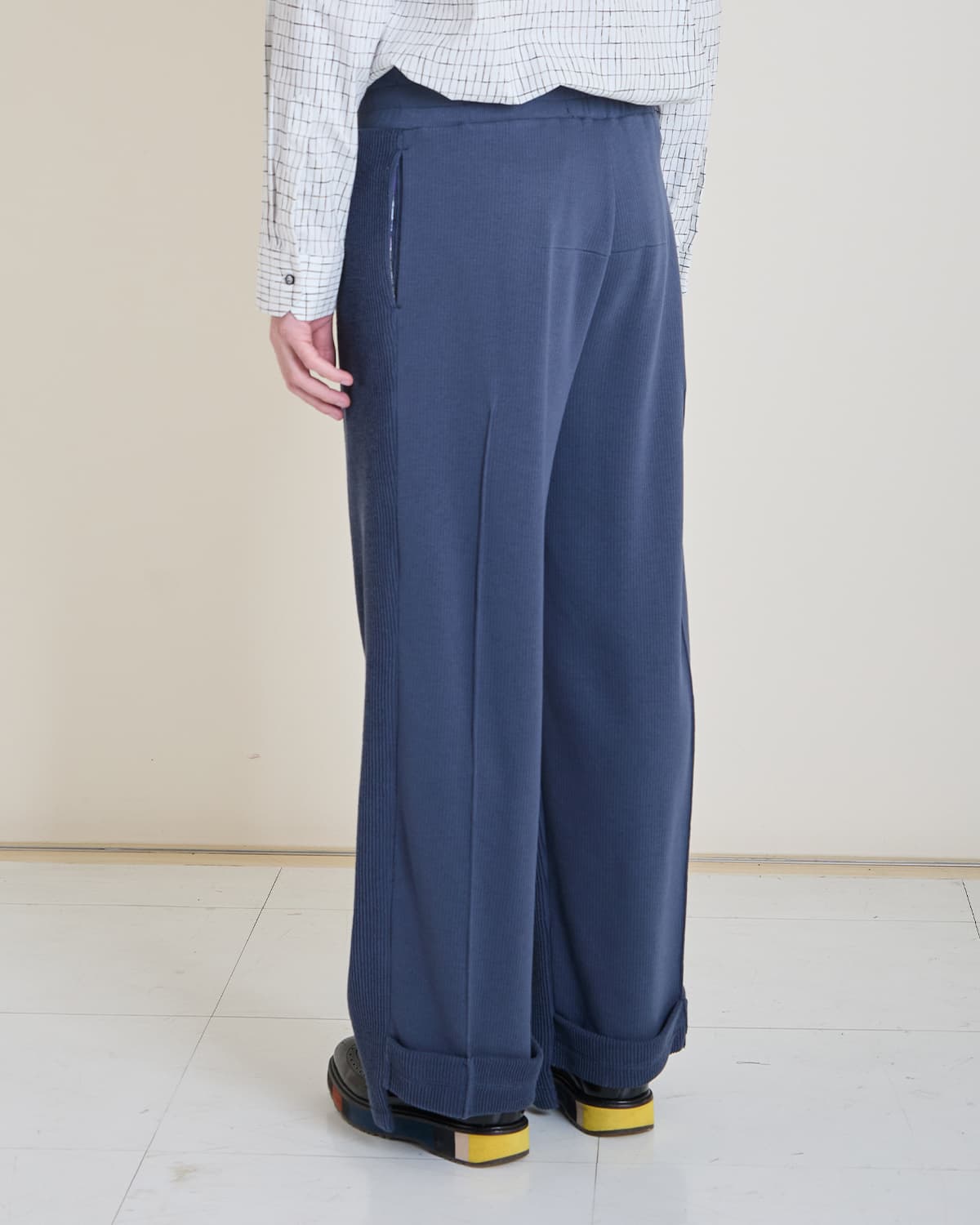 Is This Coduroy? Loungepants (navy) — vue 3