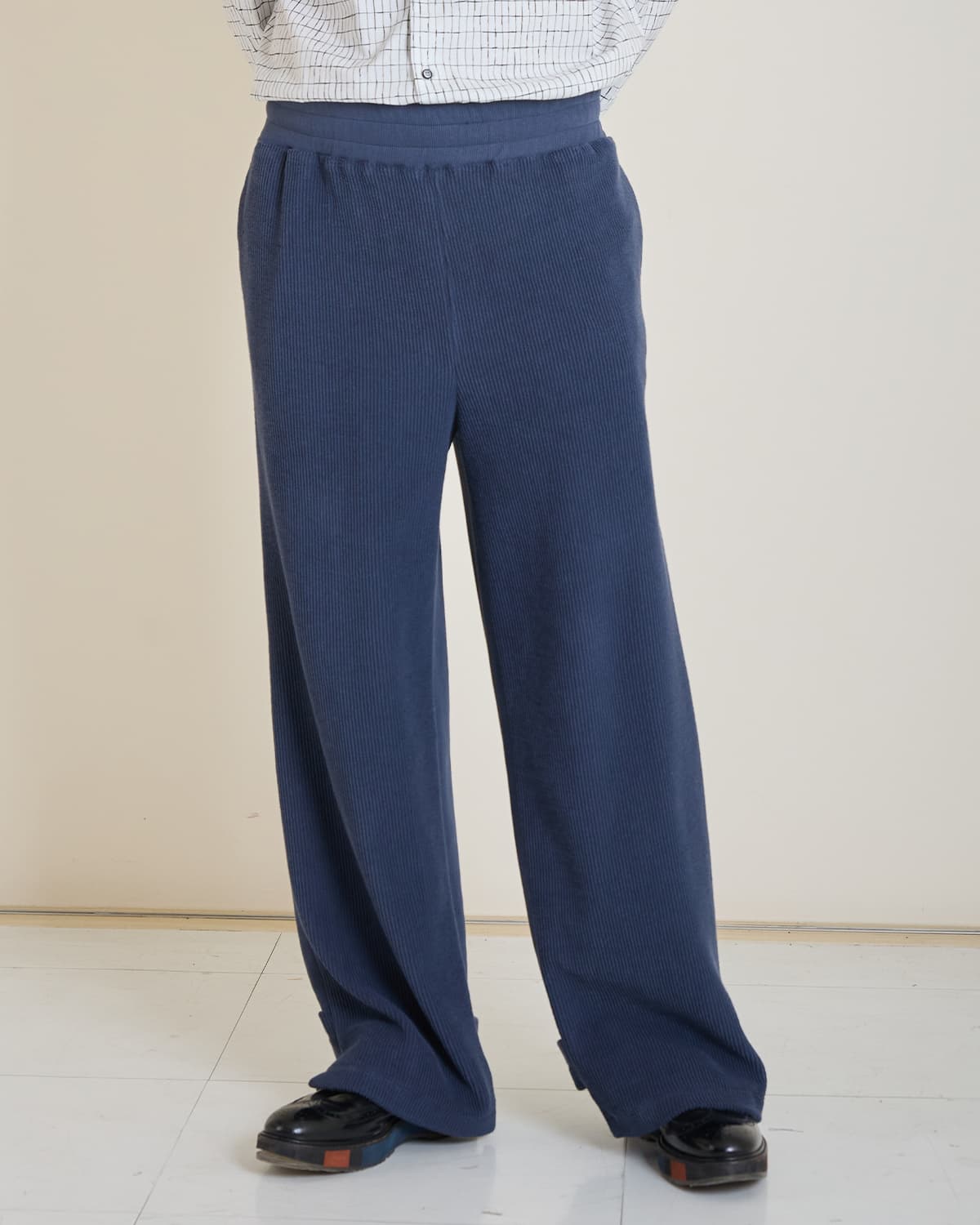 Is This Coduroy? Loungepants (navy) — vue 4