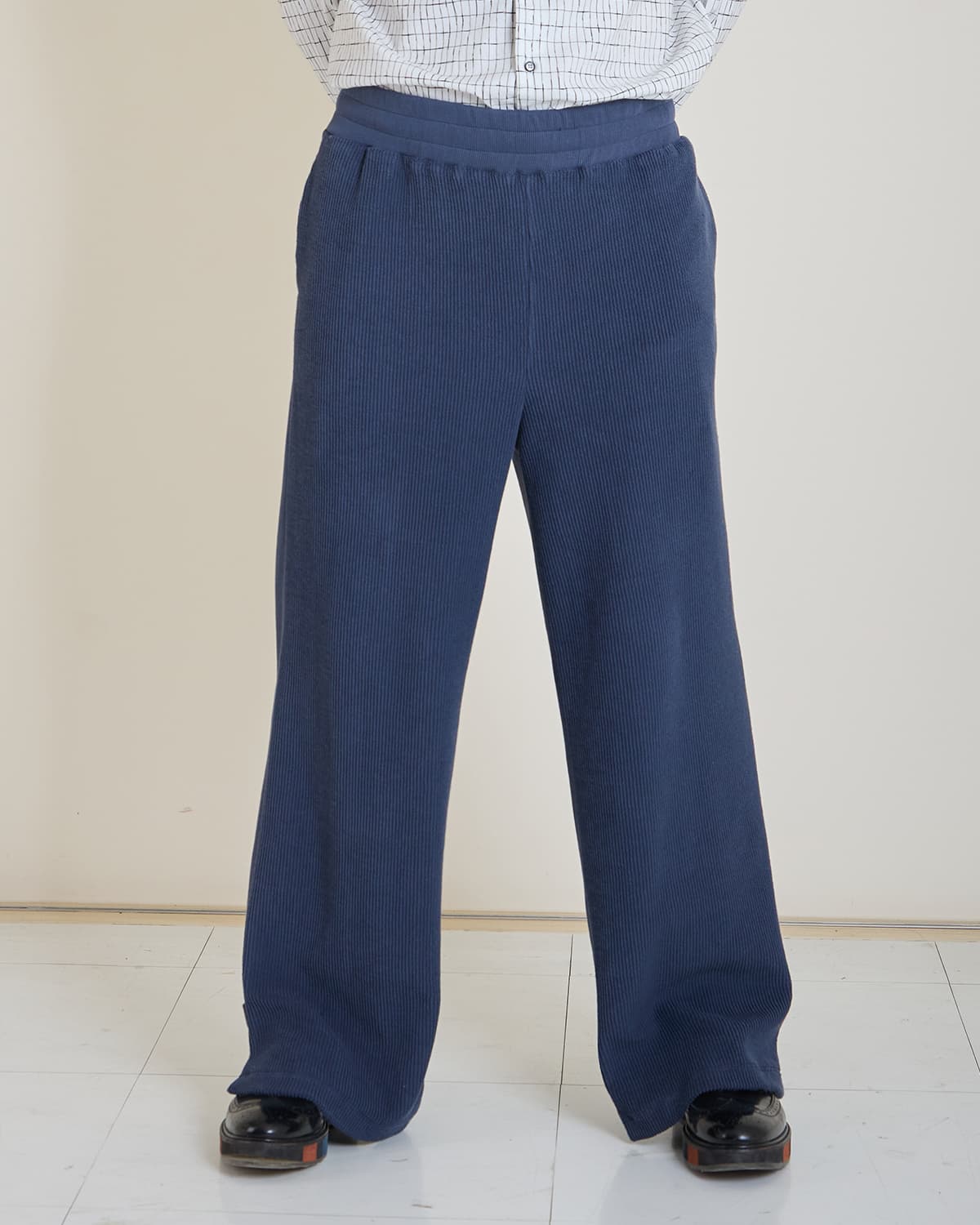 Is This Coduroy? Loungepants (navy) — vue 5