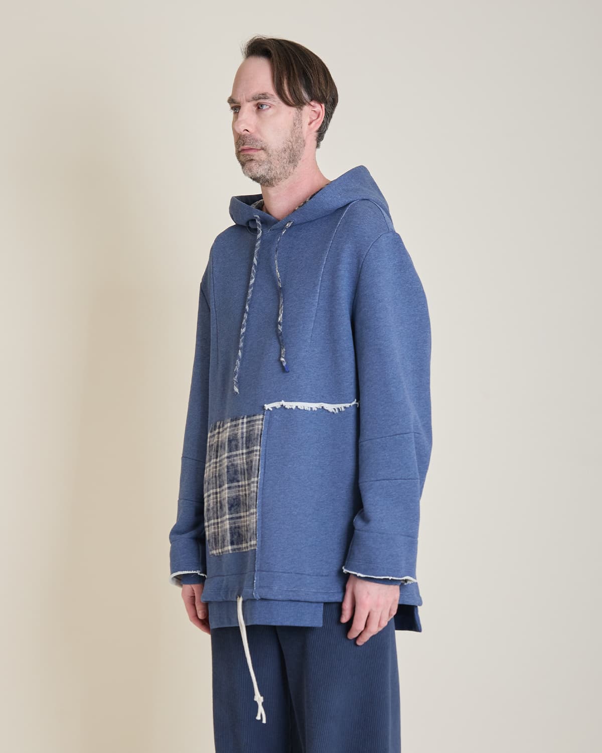 Half-Pocket Hoodie (snow blue) — vue 2