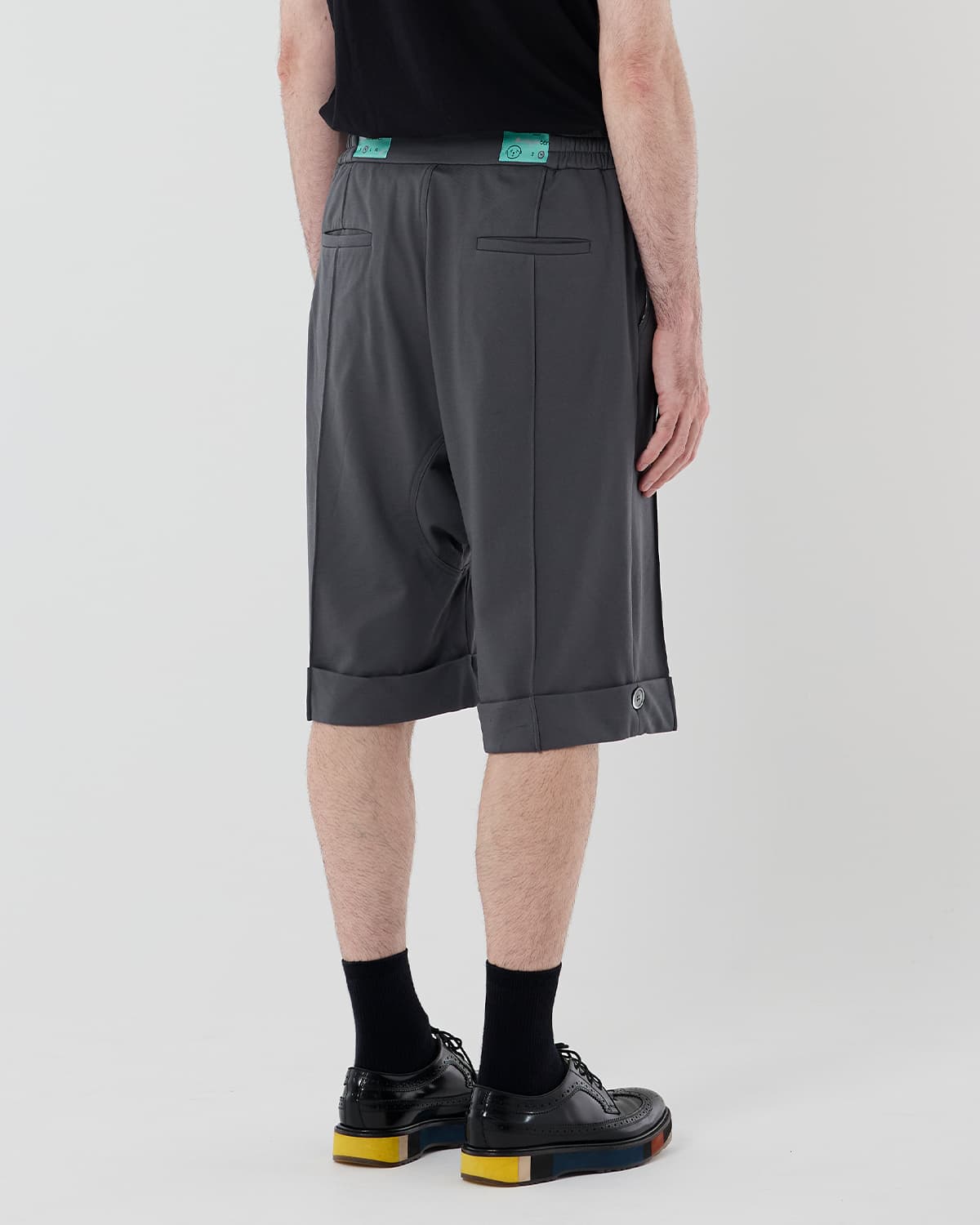 Short Baggie Trousers – dark grey — vue 3
