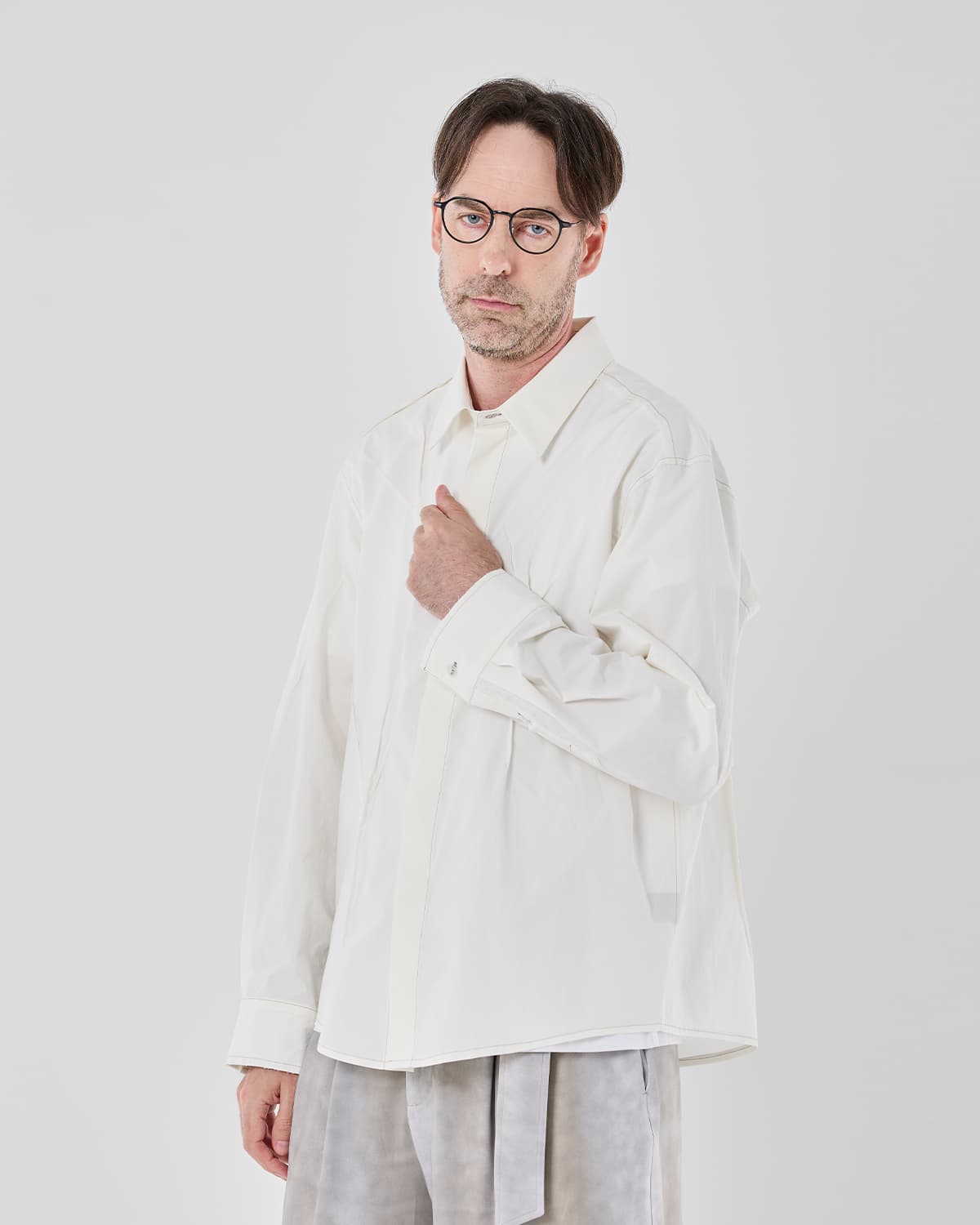 Reconstitution of space Shirt — vue 4