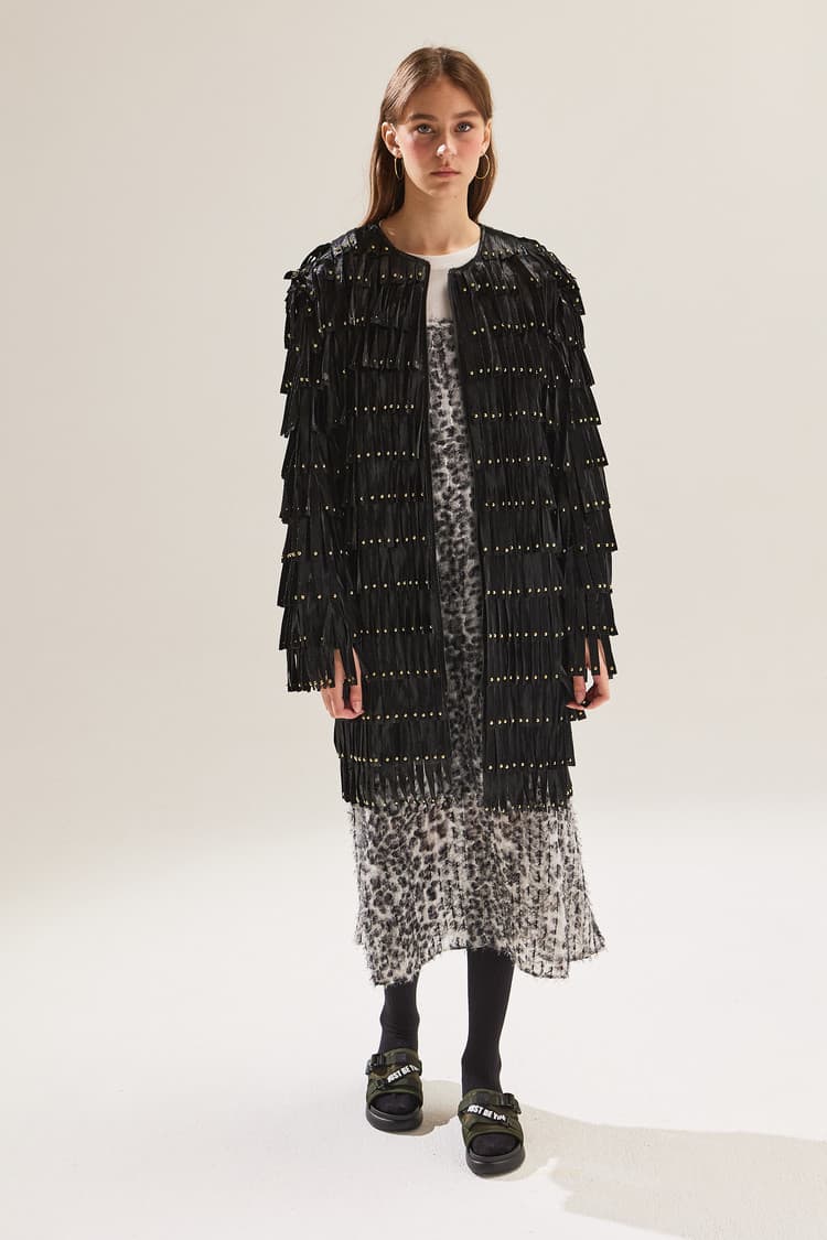 Black Stud-Tasseled Coat — vue 3