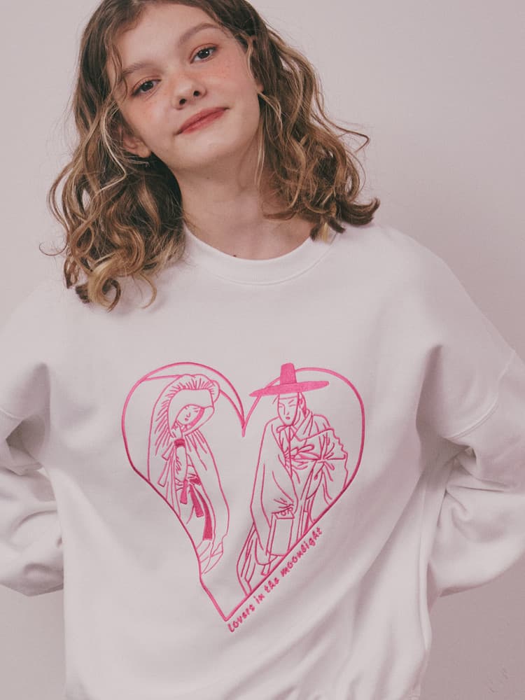 Lovers in the Moonlight Sweatshirt (White) — vue 5