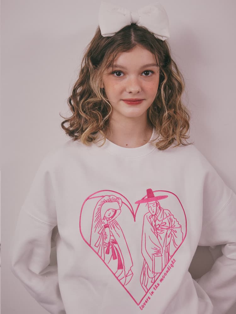 Lovers in the Moonlight Sweatshirt (White) — vue 1