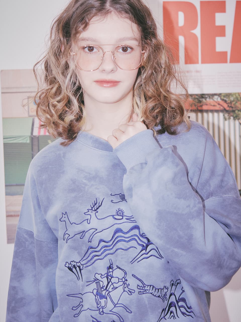 Royal Hunting Scene Sweatshirt (Navy) — vue 16