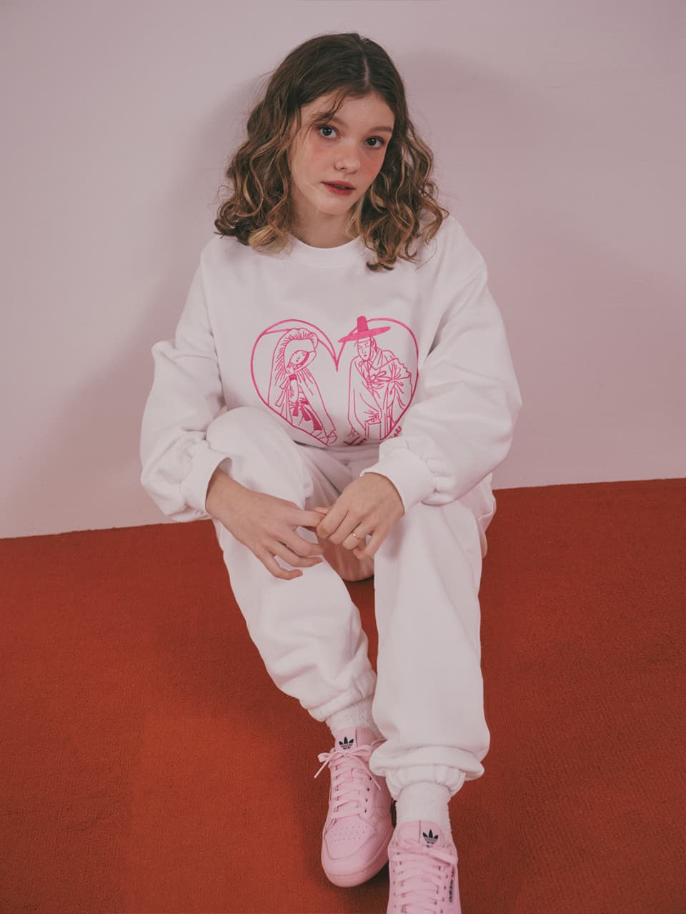 Lovers in the Moonlight Fleece Sweat Set-Up (White) — vue 10