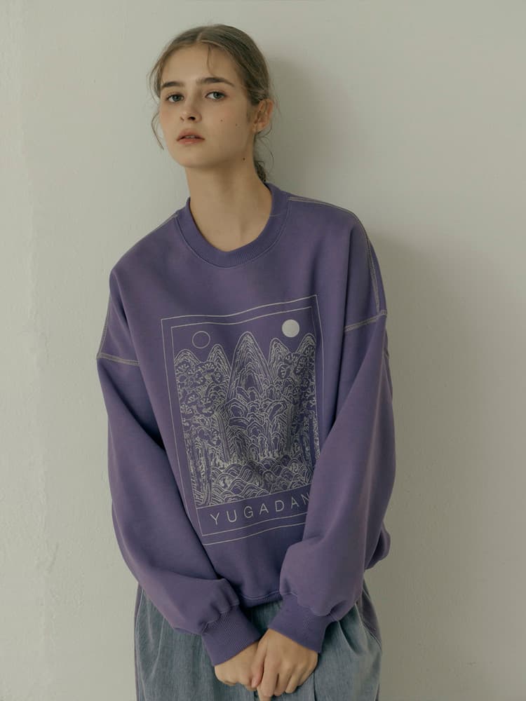 Sun, Moon and Five Peaks Sweatshirt (Purple) — vue 2