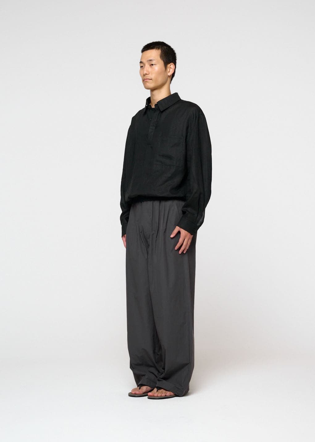 Linen Pullover, Black — vue 3