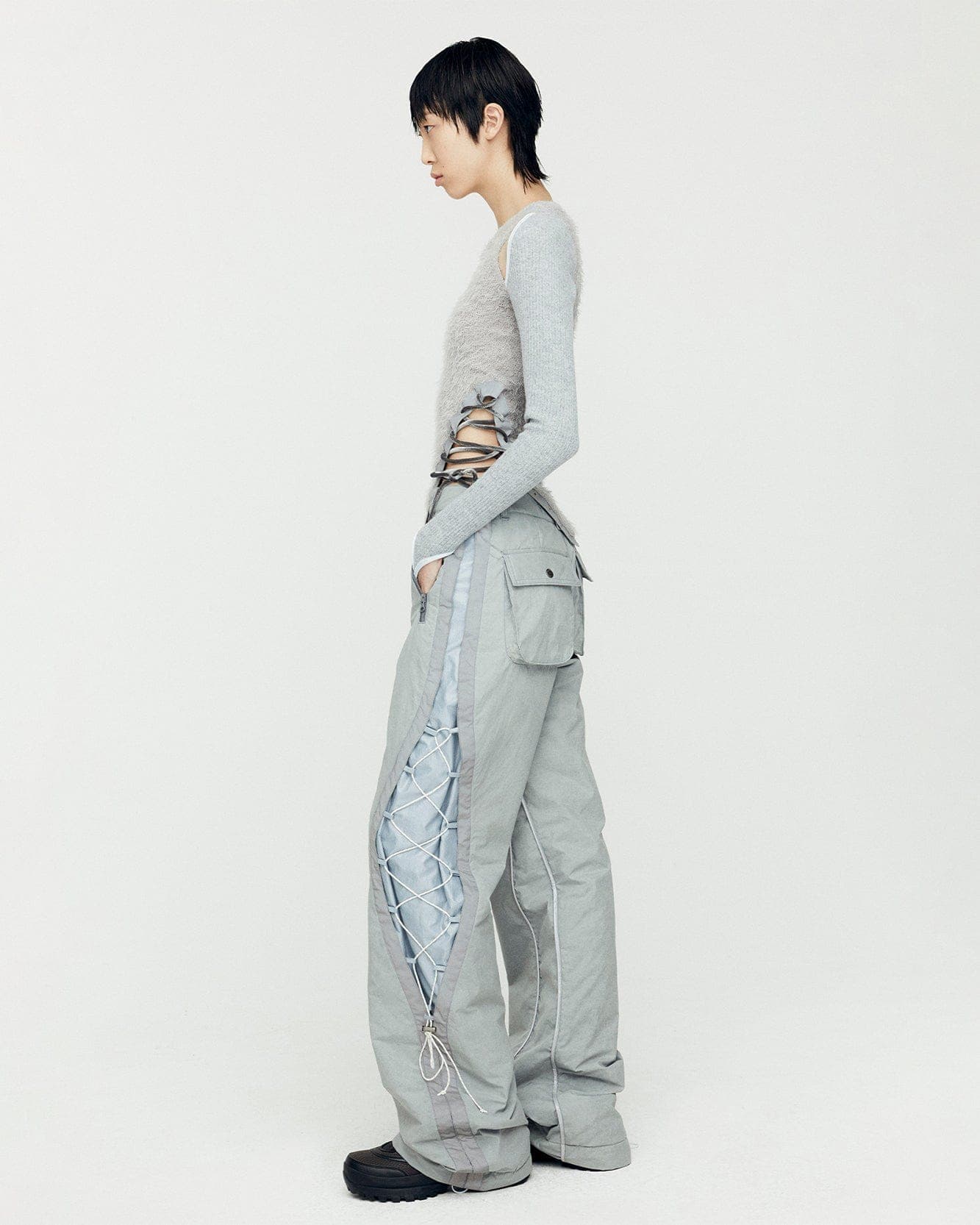 Crack Padded Lace-Up Wide Pants (Grey) — vue 6