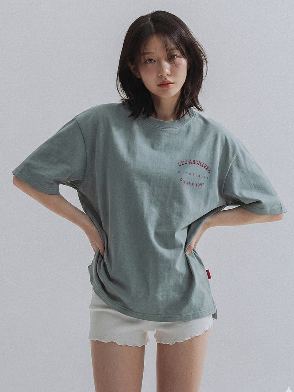 Bob Muse Print Overfit Tee (Sage Green) — vue 3
