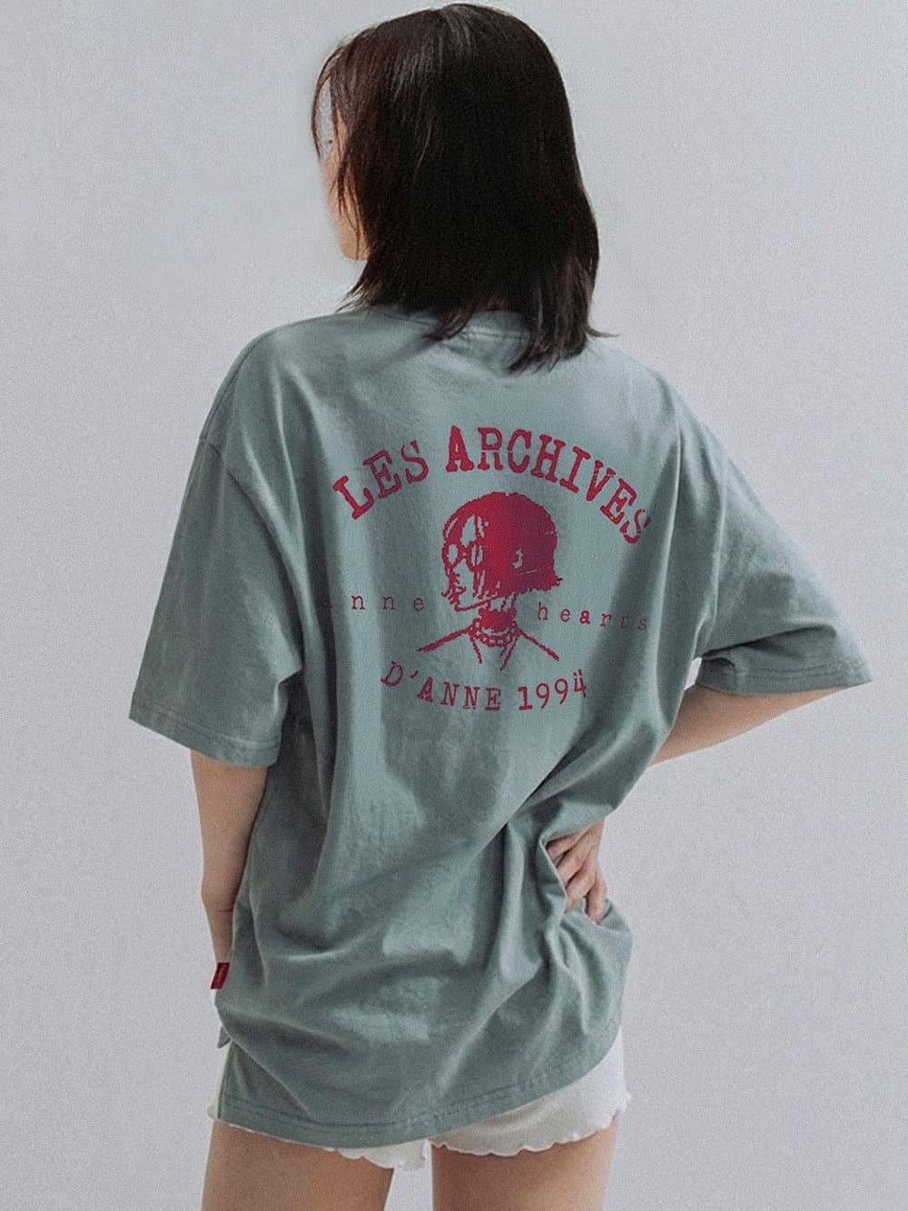 Bob Muse Print Overfit Tee (Sage Green) — vue 1