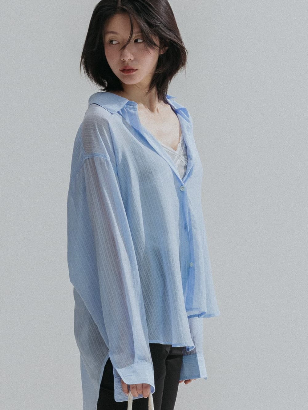 Pinstripe Sheer Shirt (Blue) — vue 4