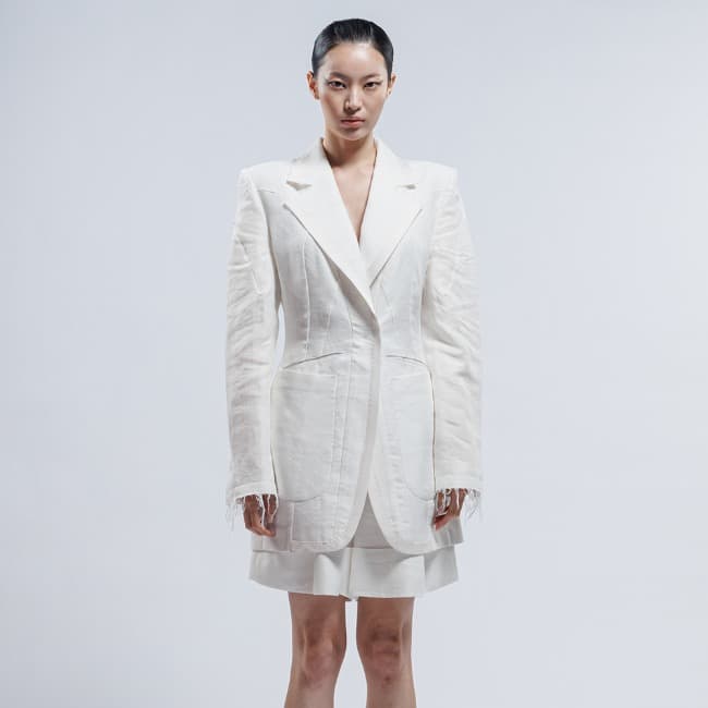 Linen Blend Sinuous Line Power Shoulder Single Jacket — vue 1
