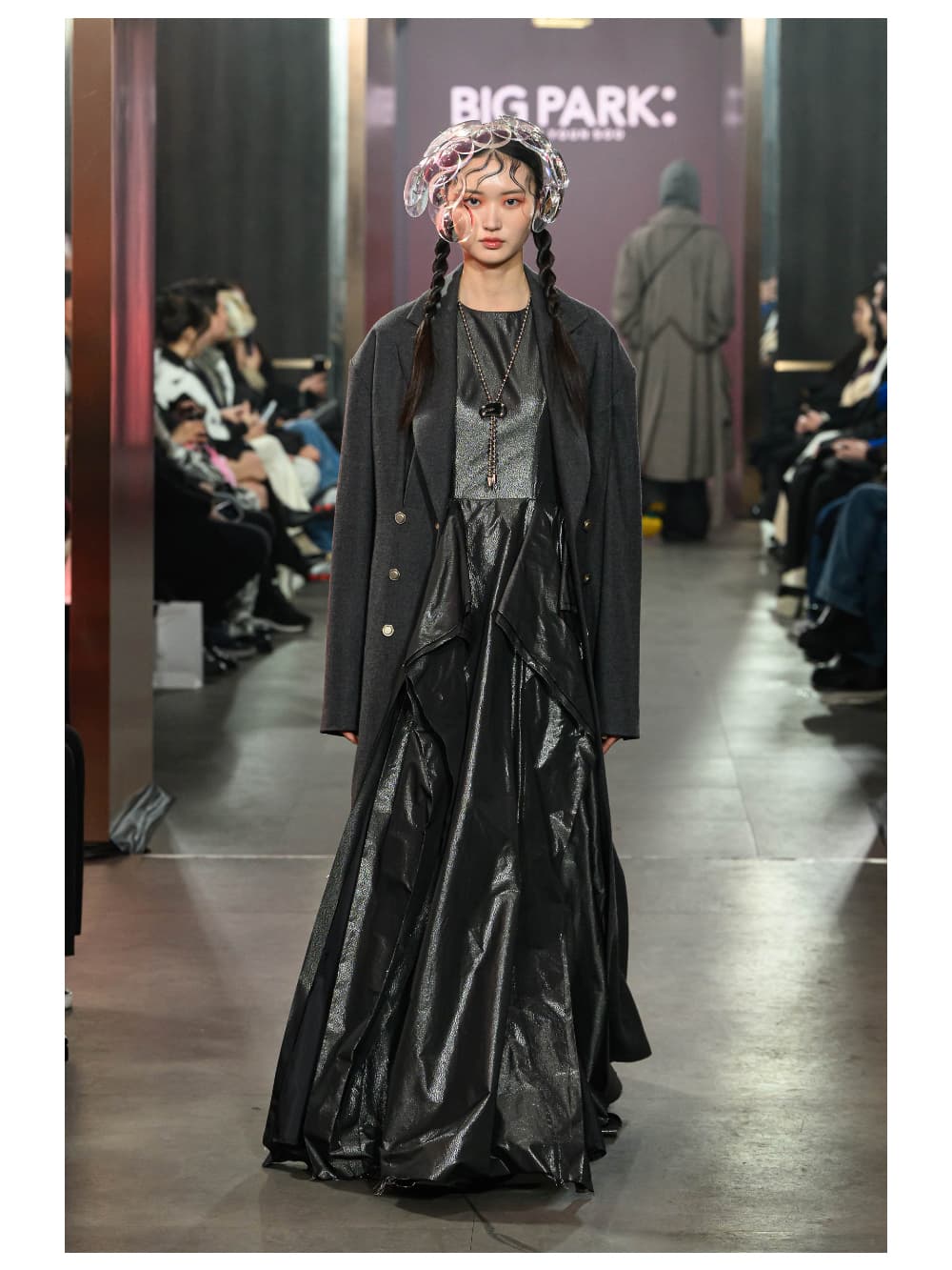 GreyMelange Tuck Maxi Coat — vue 4