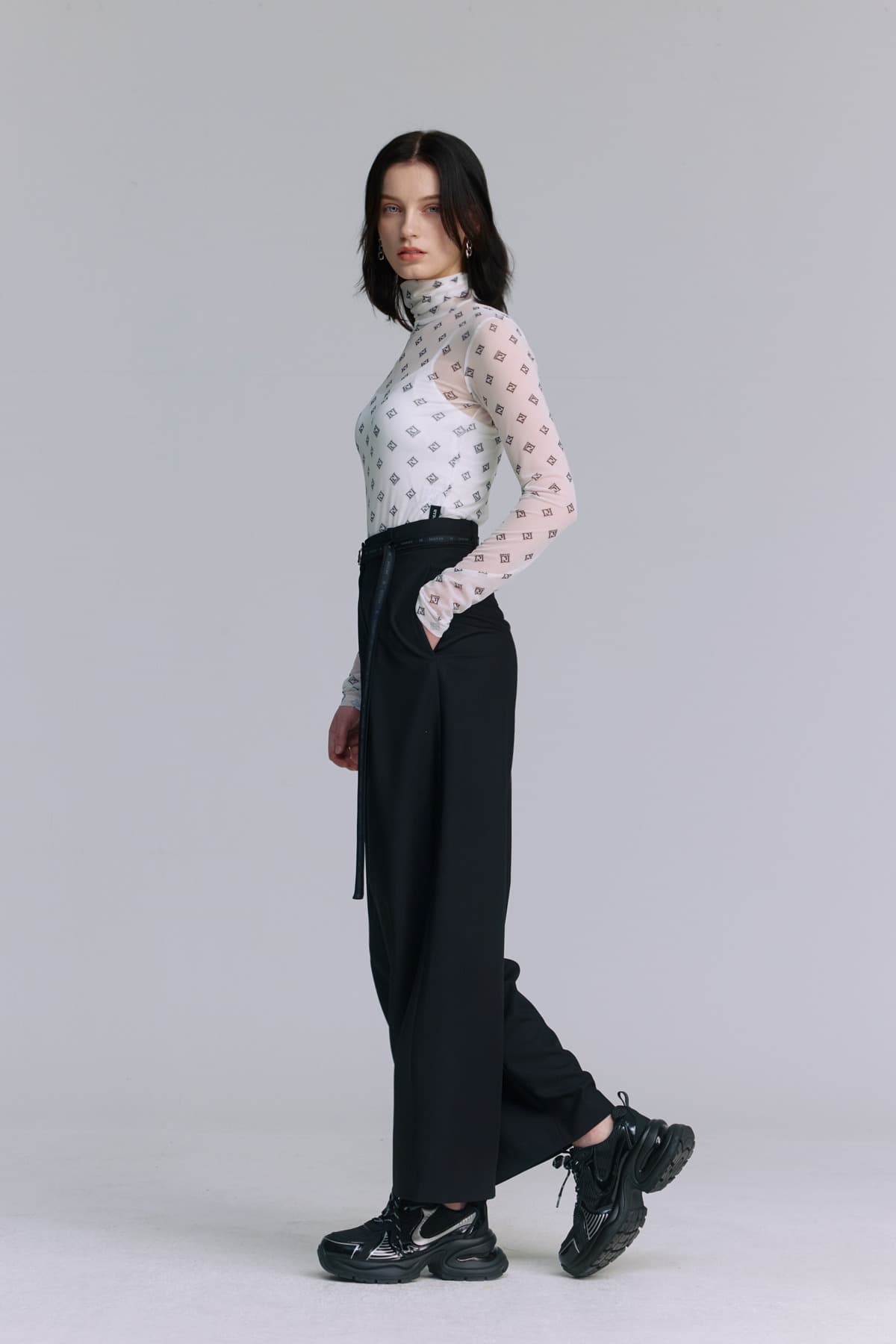 Belted Pintuck Pants (BK) — vue 7