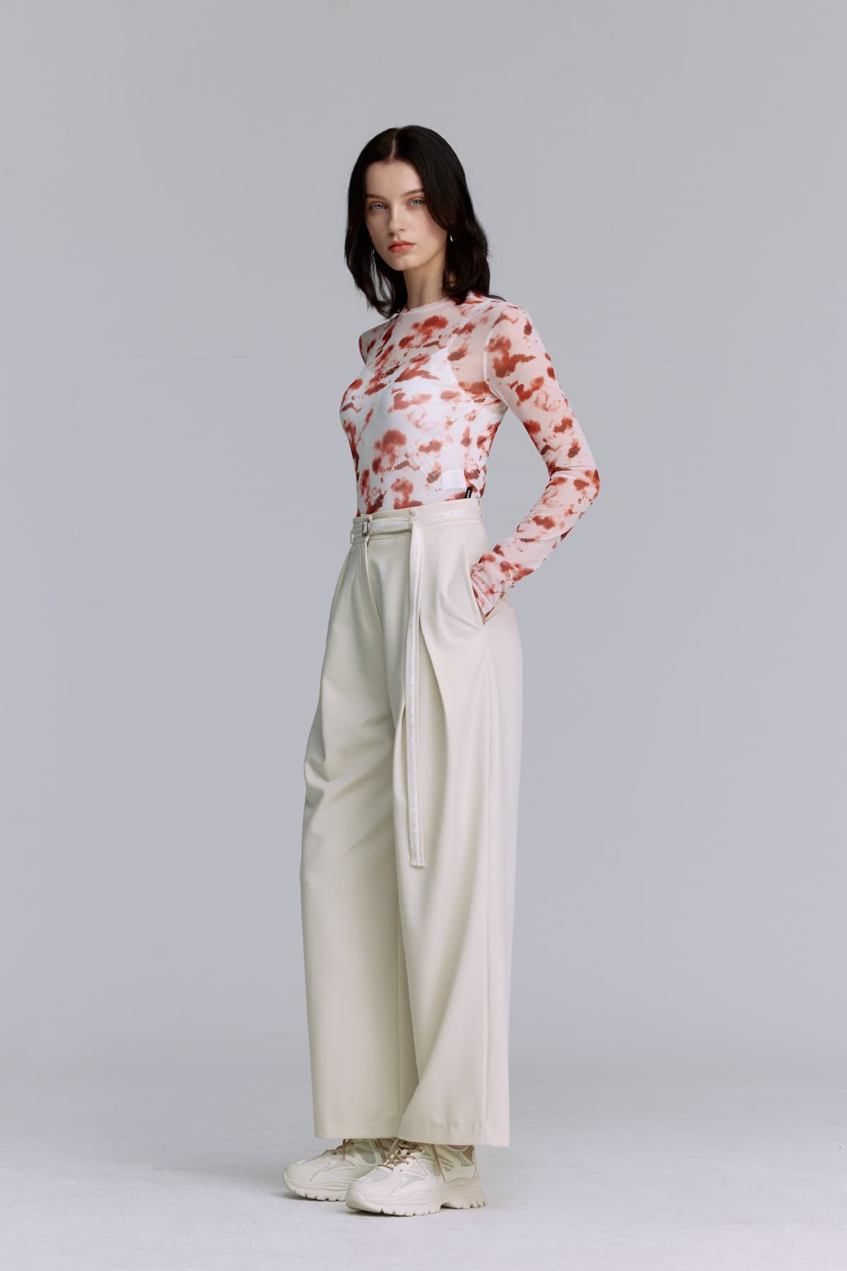 Belted Pintuck Pants (IV) — vue 8