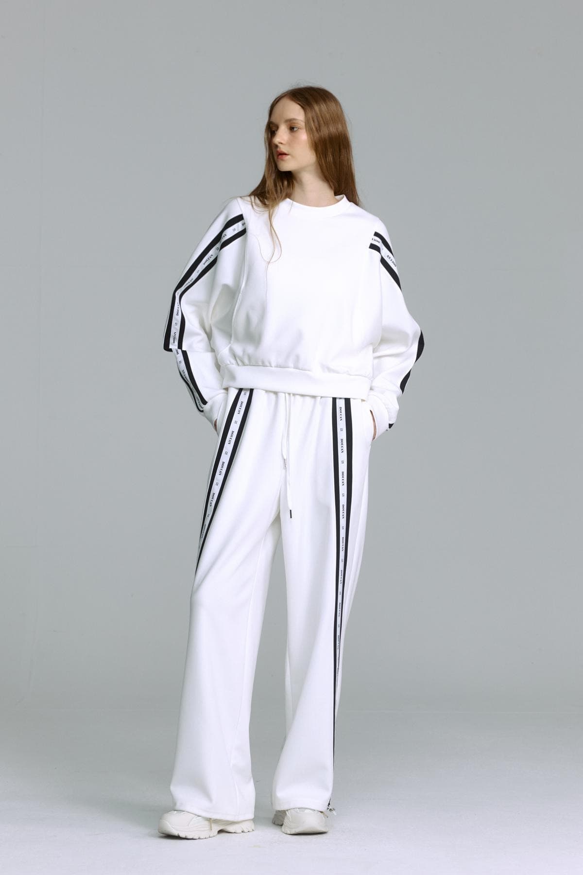 Taping Sweatshirt (WHITE) — vue 11