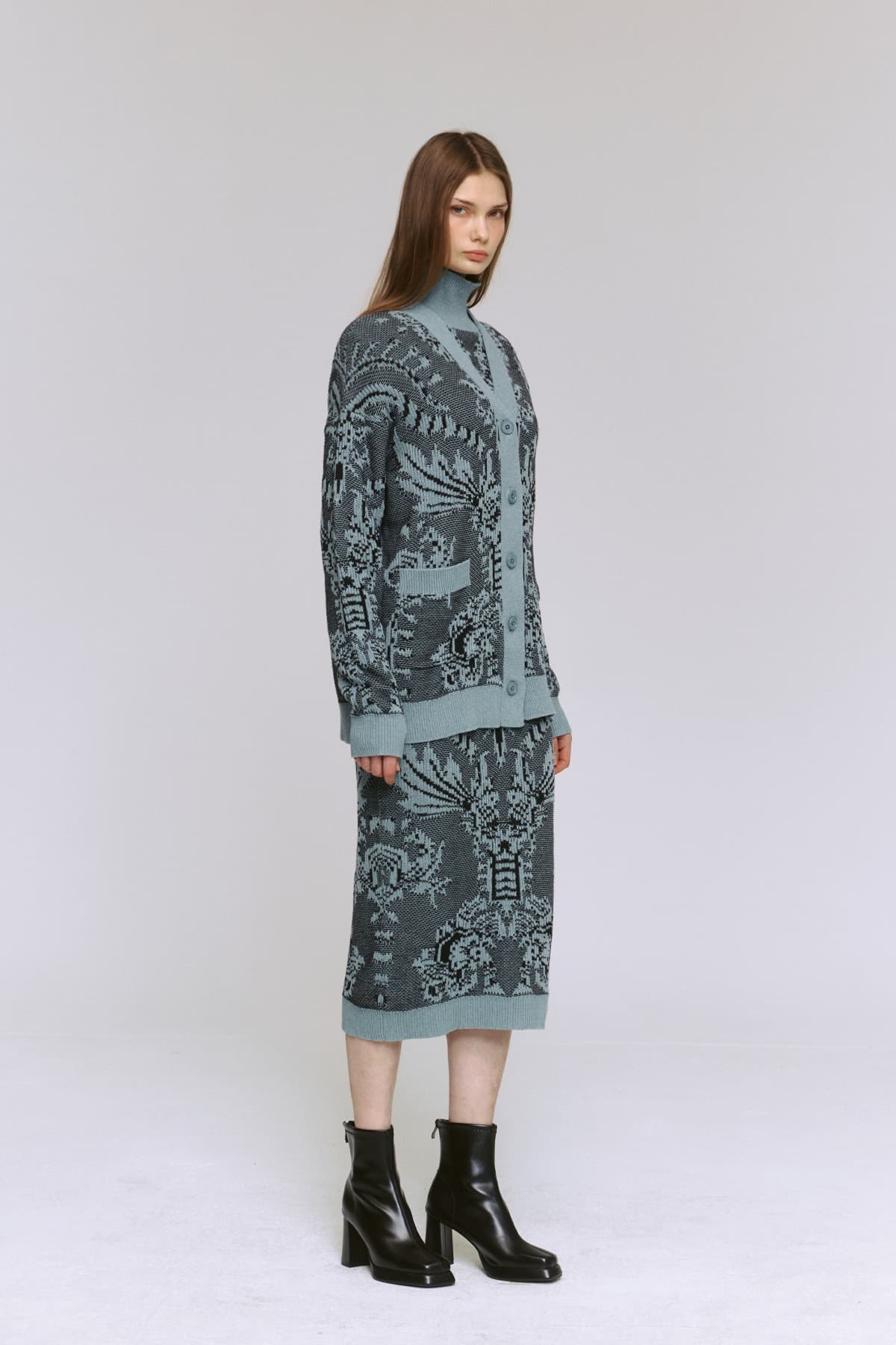 Jacquard V-Nneck Cardigan (BL) — vue 11