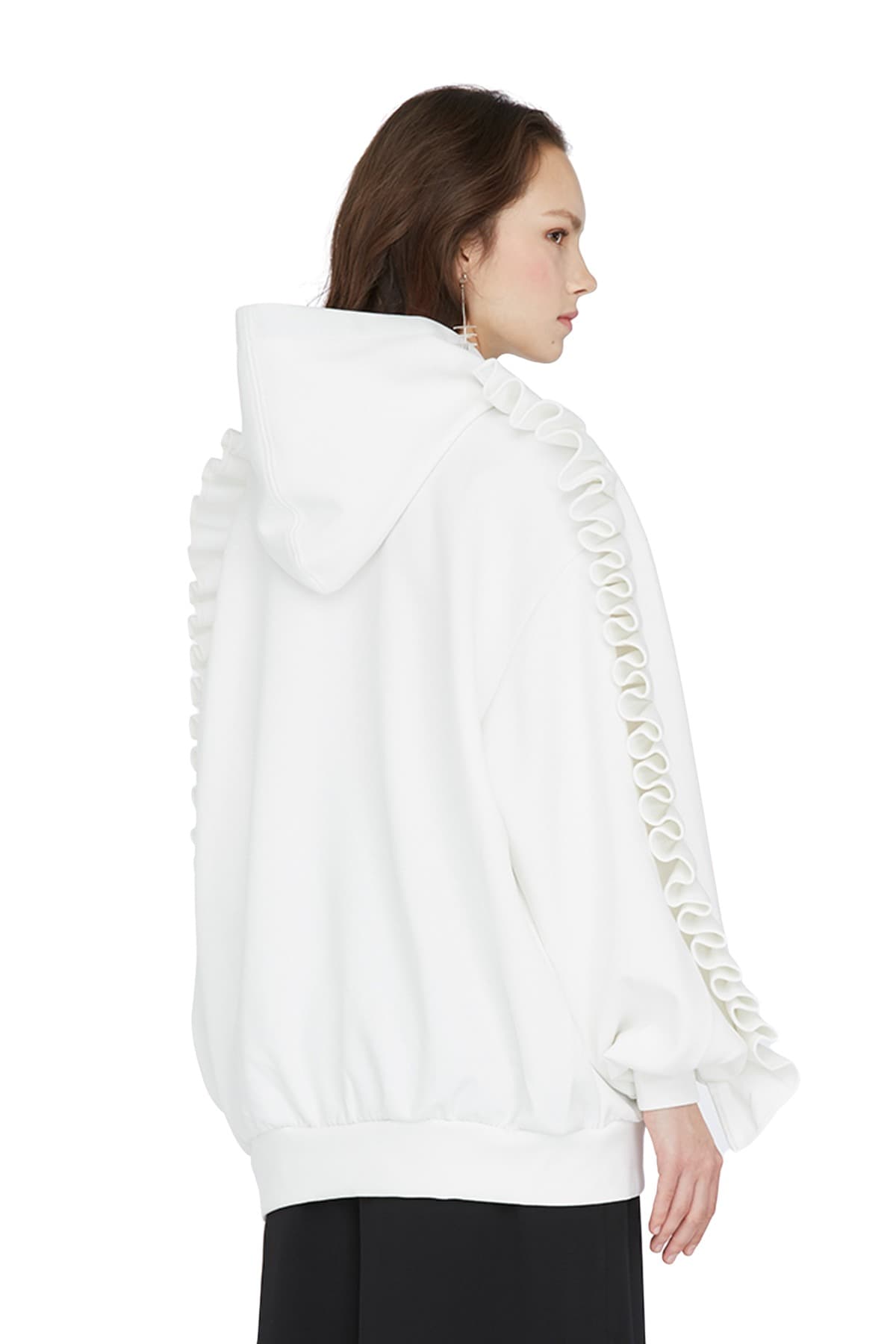 Frill Logo Hood Sweatshirt (WHITE) — vue 4