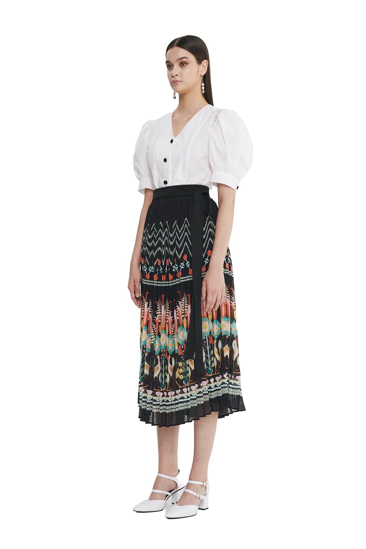 Pleats Skirt (BK) — vue 3
