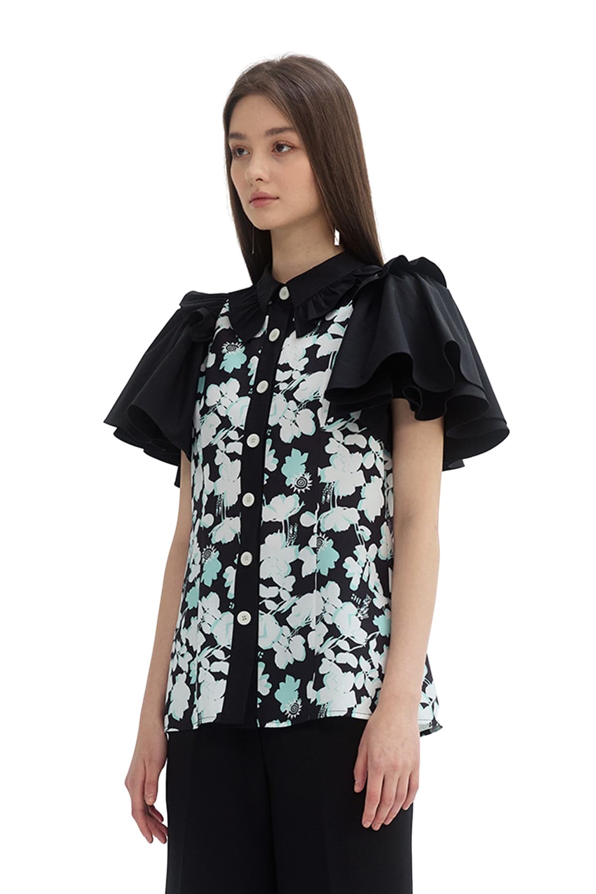 Ruffle Frill Blouse (BW) — vue 3