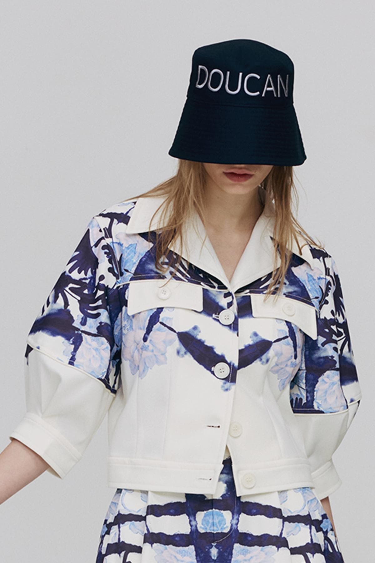 Cotton Stitch Bucket Hat (NY) — vue 3