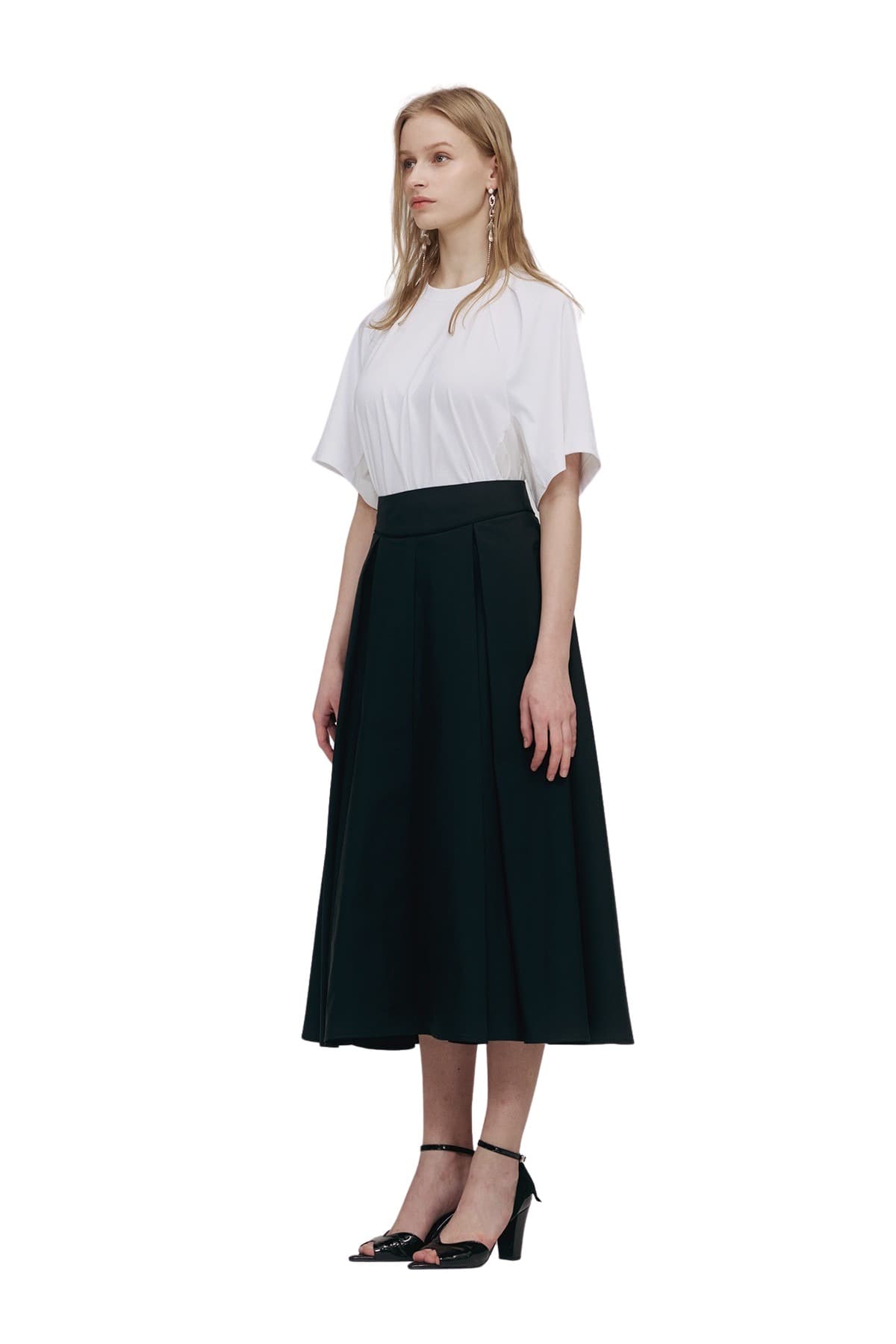 Piping Pintuck Skirt (BK) — vue 3