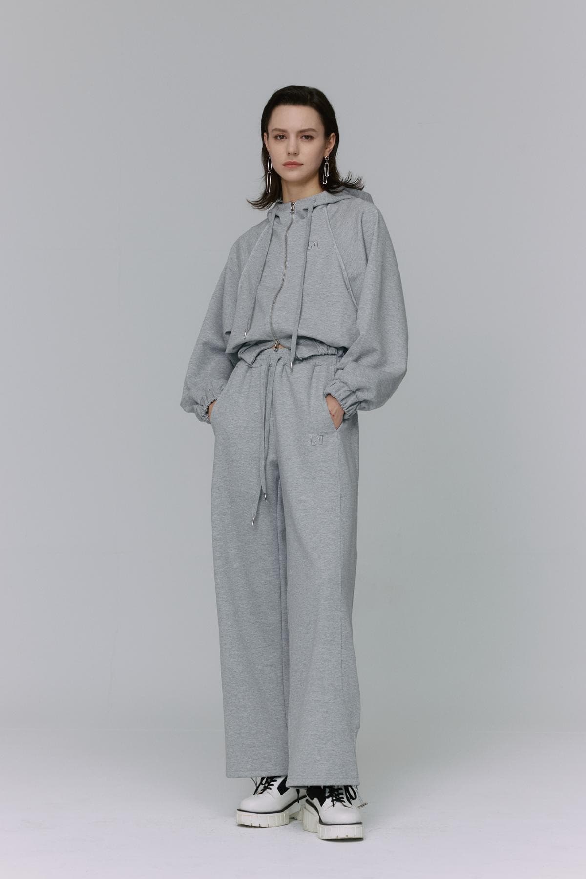 Embroidery Raglan Hoodie Zip-up (GRAY) — vue 6