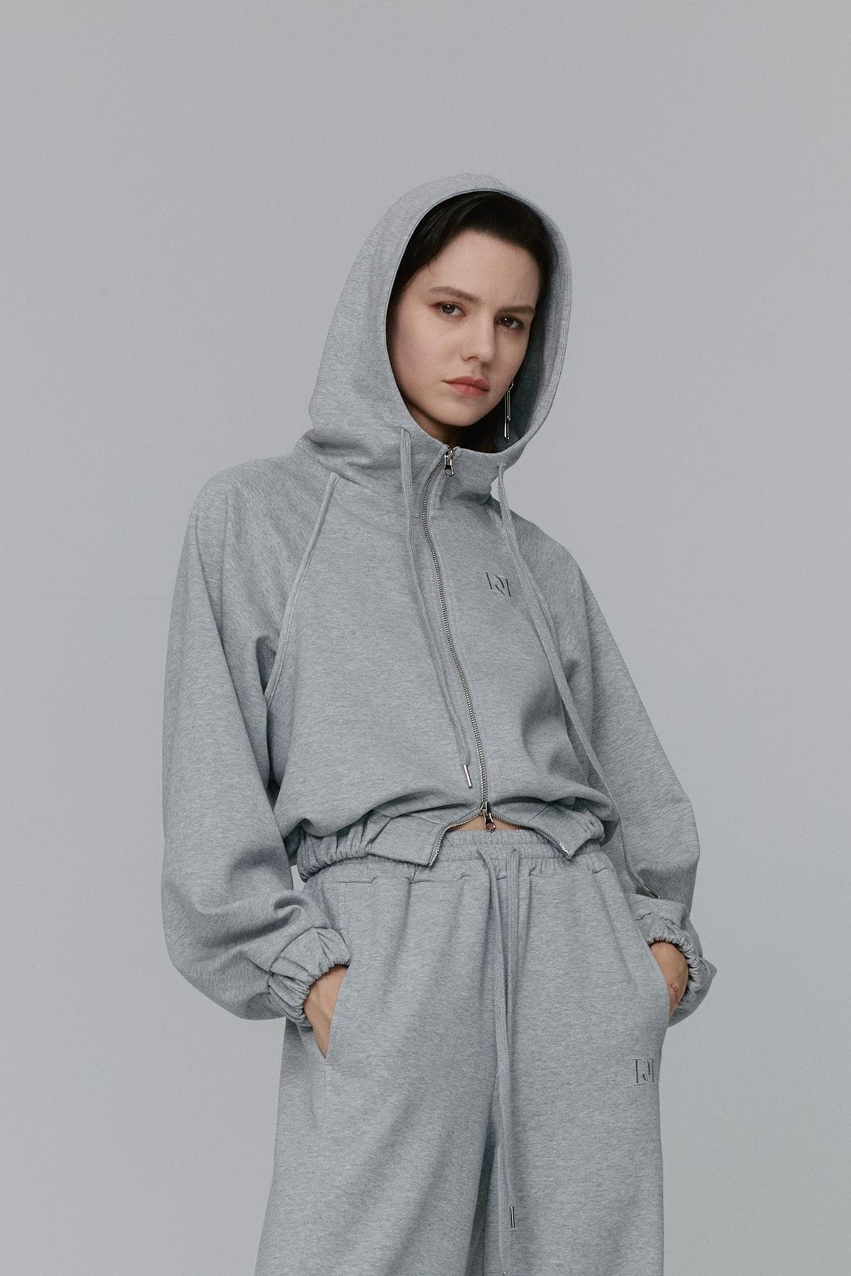 Embroidery Raglan Hoodie Zip-up (GRAY) — vue 9