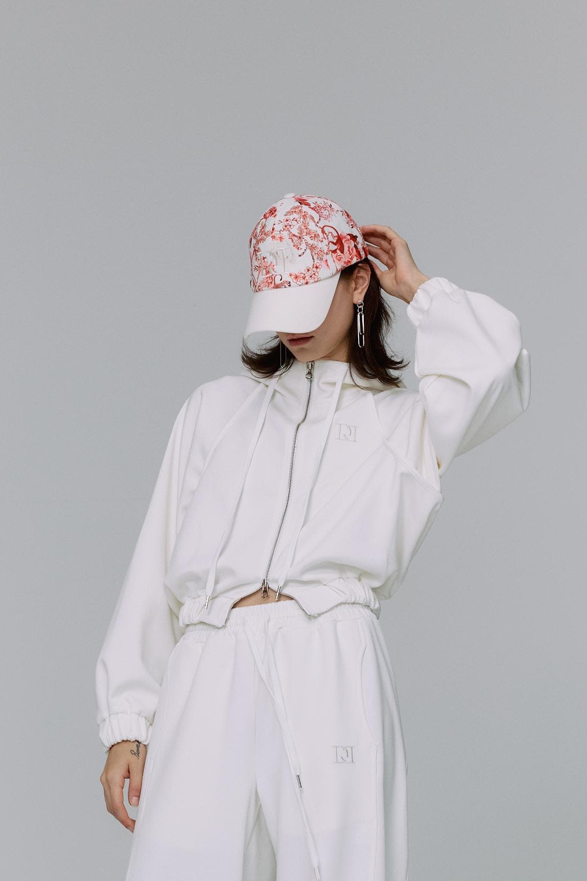 Embroidery Stitch Ball Cap (RD) — vue 8