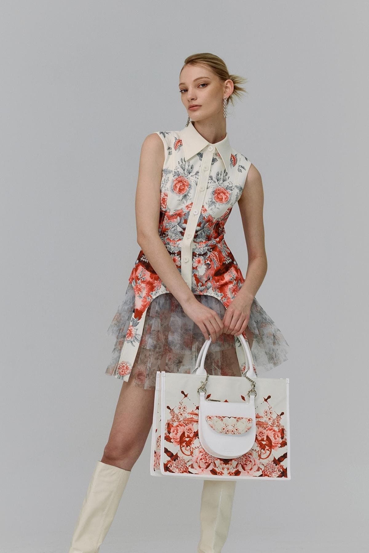 DOUCAN X Alice Martha: Flower Art Work Shopper Bag (RD) — vue 8