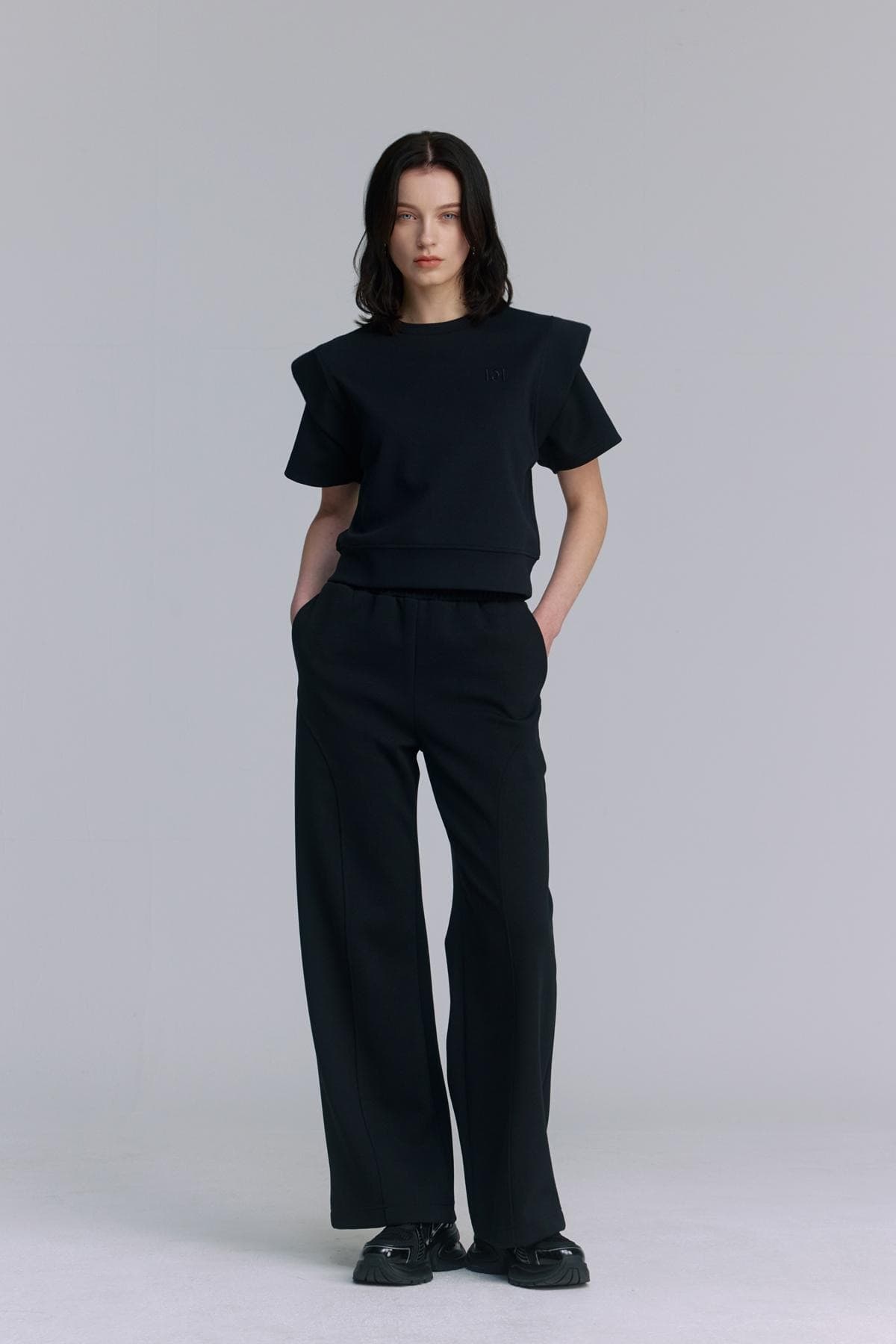 Embroidery Half-sleeved Sweatshirt (BLACK) — vue 6