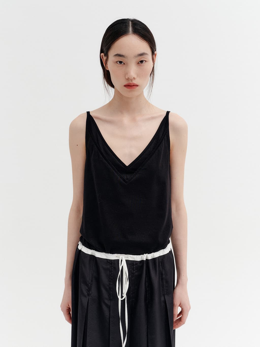 Double V-Neck Panel Sleeveless - Black — vue 1