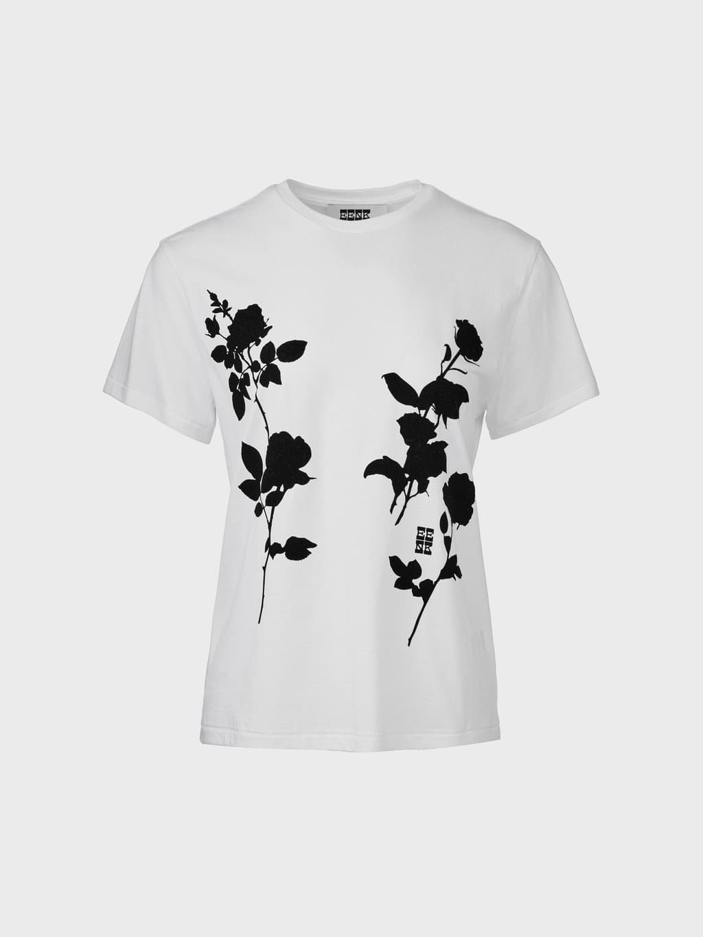 Front Rose Graphic T-Shirt - White — vue 3